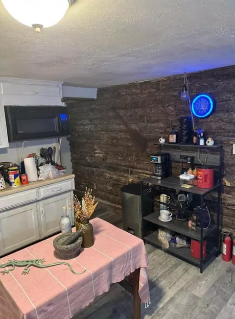 Kitchen - 7 Box St, Arcola, MO 65603 photo 2 of 3
