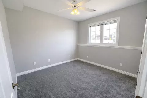 Bedroom - 2401 S April Ave, Springfield, MO 65807 photo 6 of 7
