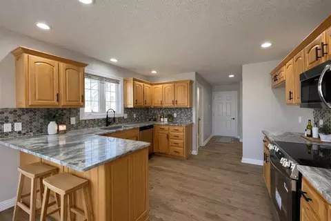 Kitchen - 2401 S April Ave, Springfield, MO 65807 photo 1 of 4