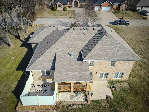 View/Area - 2401 S April Ave, Springfield, MO 65807 photo 1 of 4