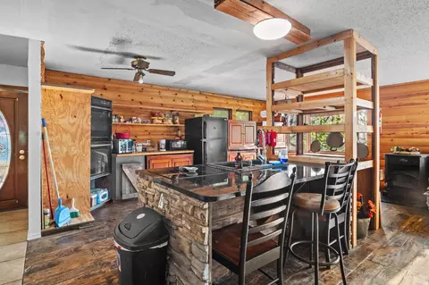 Kitchen - 27466 Redbud Ln, Eagle Rock, MO 65641 photo 1 of 4