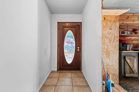 Entry Way - 27466 Redbud Ln, Eagle Rock, MO 65641 photo 1 of 4