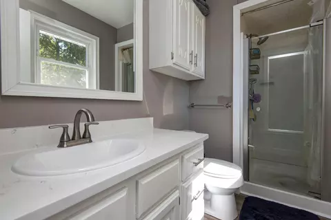 Bath - 1300 E Bain St, Ozark, MO 65721 photo 3 of 4