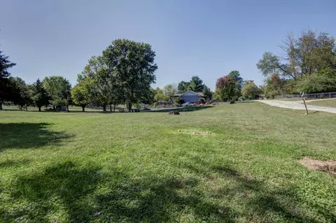 Exterior - 1300 E Bain St, Ozark, MO 65721 photo 12 of 12