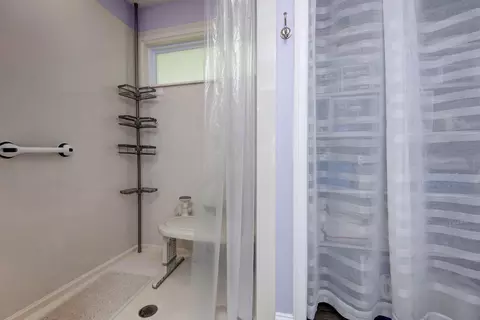 Bath - 1300 E Bain St, Ozark, MO 65721 photo 2 of 4