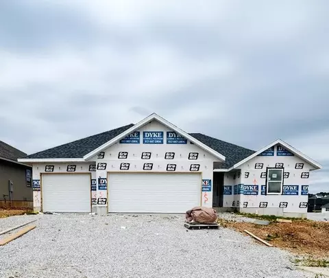 927 S Pindall Ln, Nixa, MO 65714