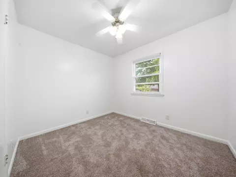 Bedroom - 2926 E Lombard St, Springfield, MO 65802 photo 1 of 6