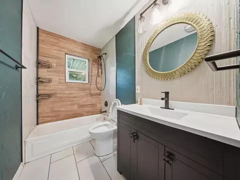 Bath - 2926 E Lombard St, Springfield, MO 65802 photo 1 of 2
