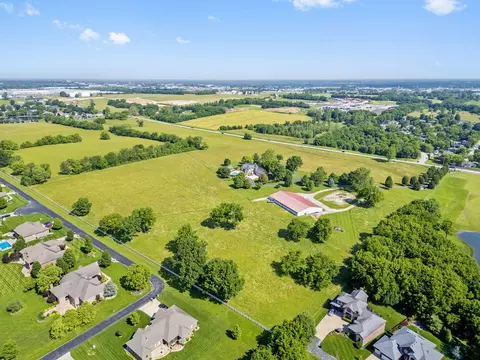 View/Area - 4156 E Division St, Springfield, MO 65802 photo 2 of 7