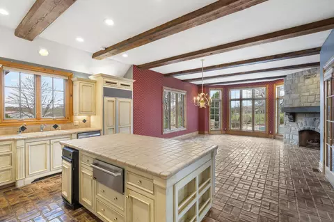 Kitchen - 4156 E Division St, Springfield, MO 65802 photo 1 of 3