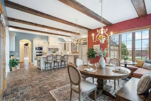Dining - 4156 E Division St, Springfield, MO 65802 photo 1 of 1