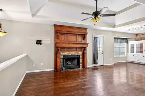 Living - 831 Pershing St, Willard, MO 65781 photo 2 of 6