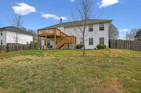 Exterior - 831 Pershing St, Willard, MO 65781 photo 5 of 9