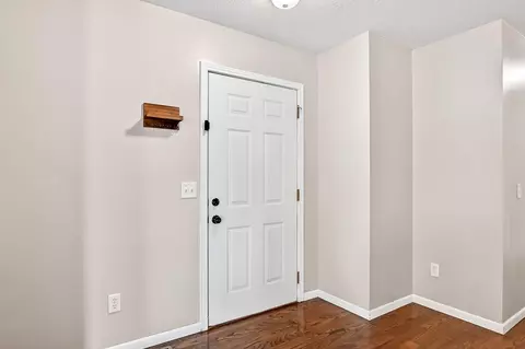 Entry Way - 831 Pershing St, Willard, MO 65781 photo 1 of 2