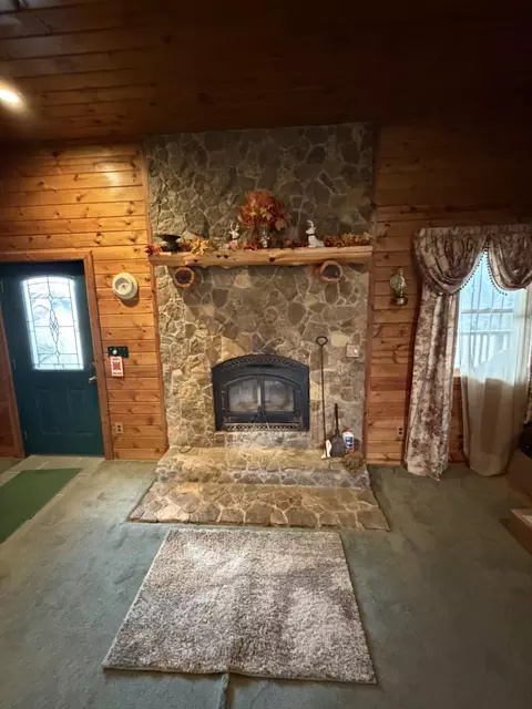 Entry Way - 7348 State Hwy H, Dora, MO 65637 photo 2 of 2