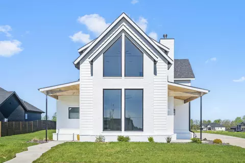 965 E Valley Trail Dr, Republic, MO 65738