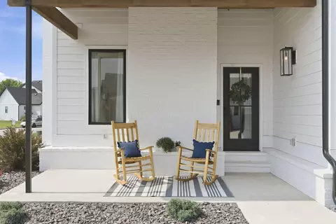 Exterior - 965 E Valley Trail Dr, Republic, MO 65738 photo 5 of 10