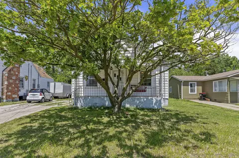 1433 E Division St, Springfield, MO 65803