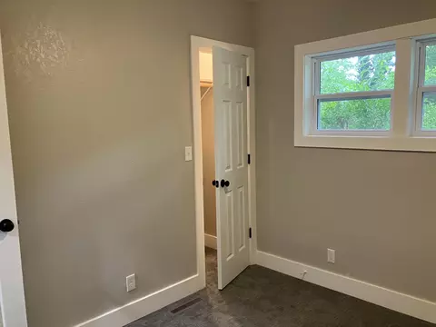 Bedroom - 509 E Freeman St, Bolivar, MO 65613 photo 3 of 10