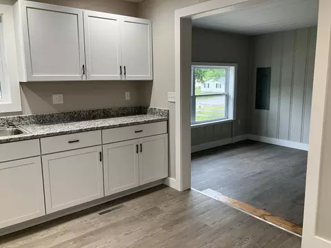 Other - 509 E Freeman St, Bolivar, MO 65613 photo 1 of 14