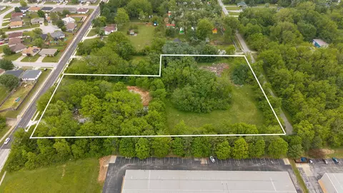 3260 W Nichols St, Springfield, MO 65803