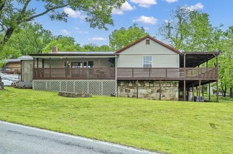 Exterior - 622 Lake Shore Dr, Branson, MO 65616 photo 11 of 11