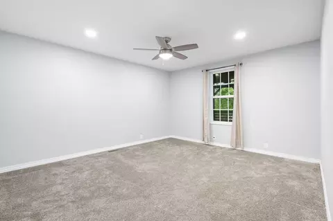 Bedroom - 622 Lake Shore Dr, Branson, MO 65616 photo 8 of 8