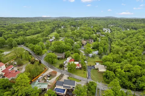 View/Area - 622 Lake Shore Dr, Branson, MO 65616 photo 8 of 10