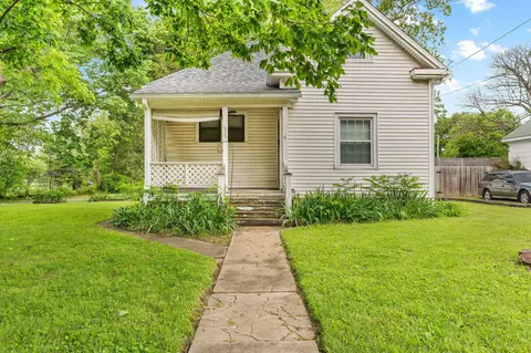 939 S Missouri Ave, Springfield, MO 65806