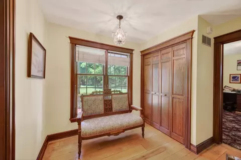 Entry Way - 227 State Highway Y, Eldon, MO 65026 photo 6 of 9