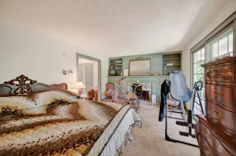 Bedroom - 227 State Highway Y, Eldon, MO 65026 photo 1 of 3