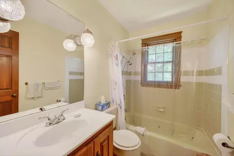 Bath - 227 State Highway Y, Eldon, MO 65026 photo 3 of 4