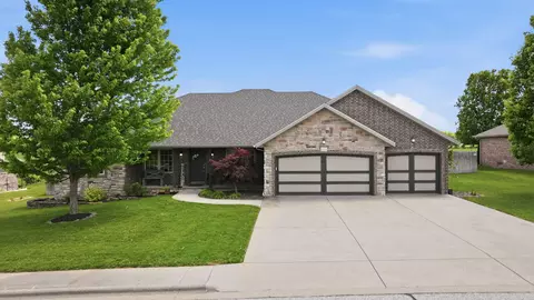 1010 N 23rd Ave, Ozark, MO 65721