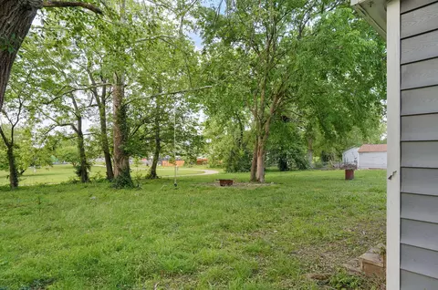 Exterior - 1957 W High St, Springfield, MO 65803 photo 7 of 7