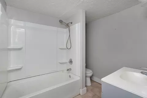 Bath - 1957 W High St, Springfield, MO 65803 photo 1 of 2
