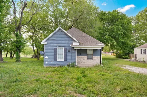 1957 W High St, Springfield, MO 65803