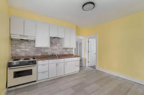 Kitchen - 1957 W High St, Springfield, MO 65803 photo 2 of 2