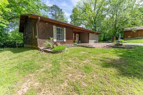 Exterior - 620 N 9th St, Thayer, MO 65791 photo 9 of 25
