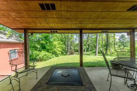 Exterior - 620 N 9th St, Thayer, MO 65791 photo 13 of 25