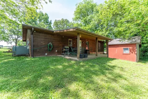 Exterior - 620 N 9th St, Thayer, MO 65791 photo 11 of 25