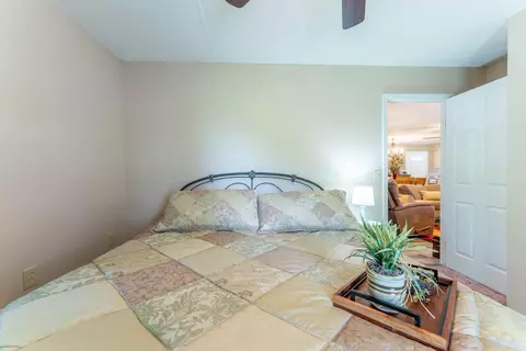 Bedroom - 620 N 9th St, Thayer, MO 65791 photo 3 of 7