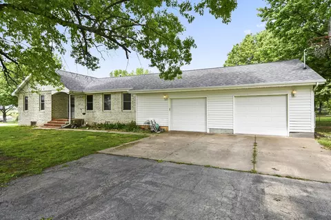 615 W Washington, Marionville, MO 65705