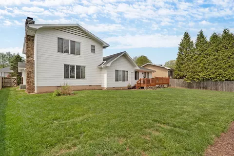 Exterior - 3723 E Sugar Hill St, Springfield, MO 65809 photo 9 of 12