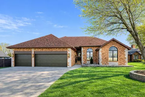4916 S Buckingham Ln, Springfield, MO 65810