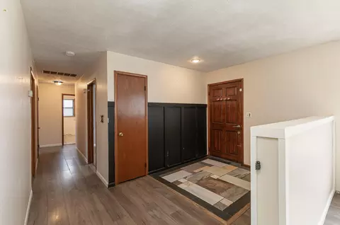 Entry Way - 8249 W Spruce Ln, Springfield, MO 65802 photo 2 of 4
