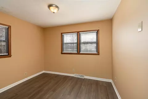 Bedroom - 8249 W Spruce Ln, Springfield, MO 65802 photo 5 of 5