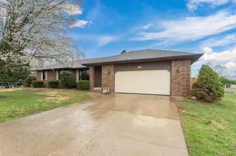 Exterior - 1318 W Meadowbrooke Dr, Ozark, MO 65721 photo 2 of 5