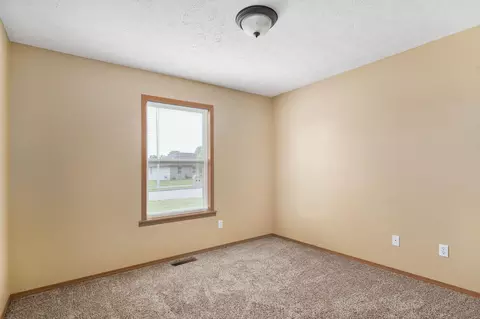 Bedroom - 5551 W David St, Springfield, MO 65802 photo 3 of 3