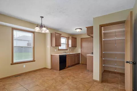 Other - 5551 W David St, Springfield, MO 65802 photo 2 of 3