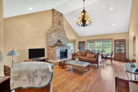 Living - 1369 E Anthony St, Springfield, MO 65804 photo 1 of 4